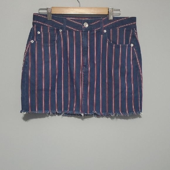 American Eagle Blue Denim Mini Skirt Sz 12 Nwt Red White Vertical Stripes USA - Picture 7 of 16